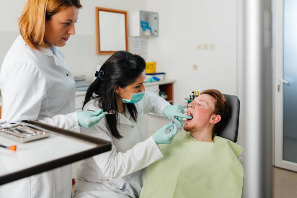 Best Emergency Tooth Extraction in Bellevue, OH